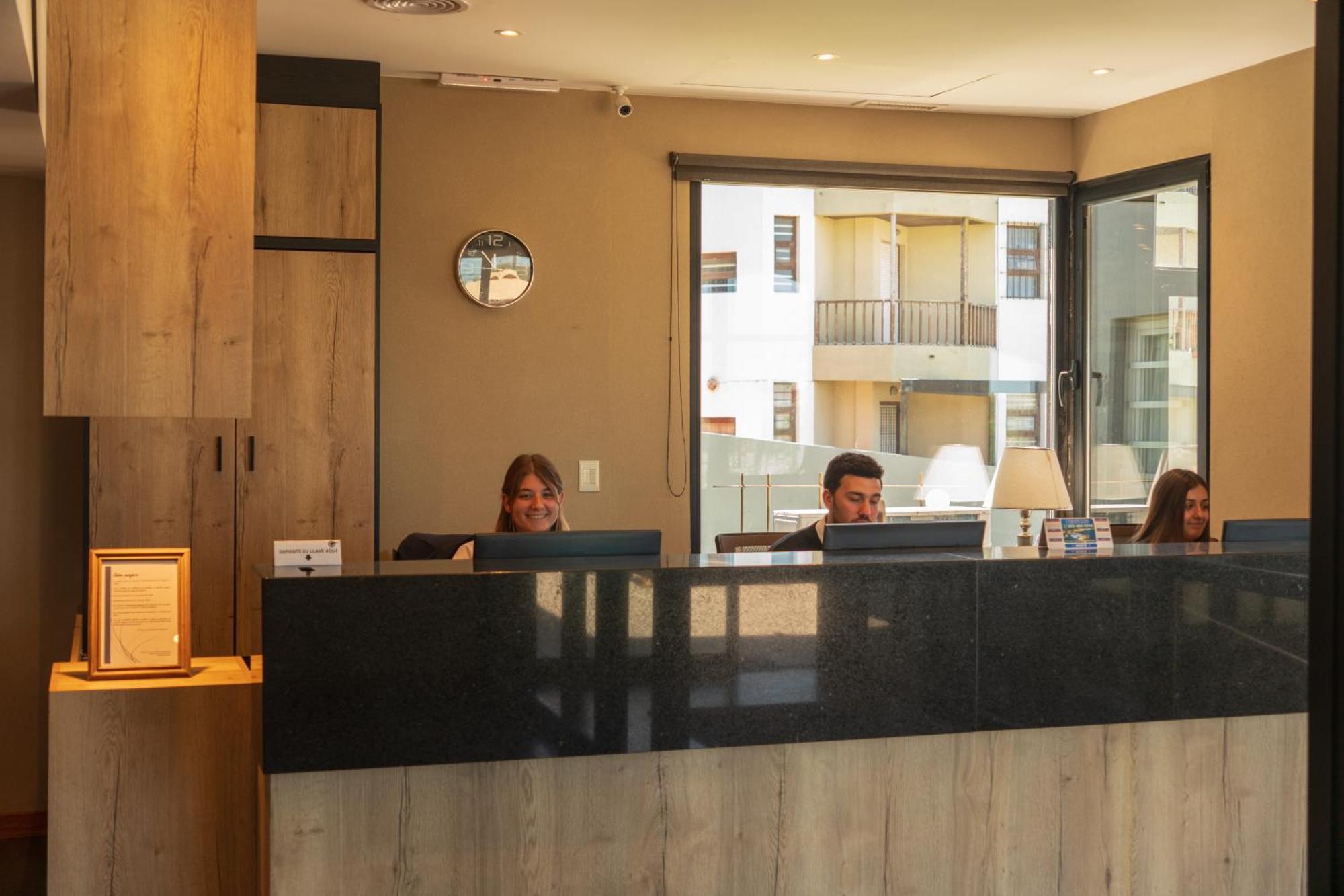 Hotel Aatrac Mar del Plata Luaran gambar